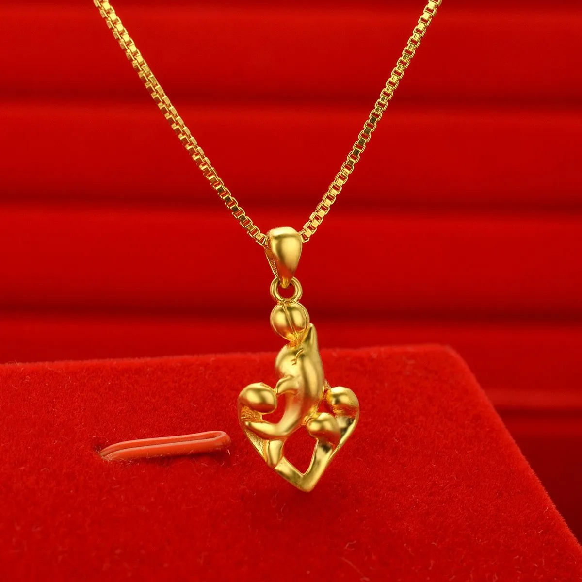 

AU999 gold jewelry necklace dolphin pendant womens necklace pendant 24K pure gold necklace gold shop same necklace