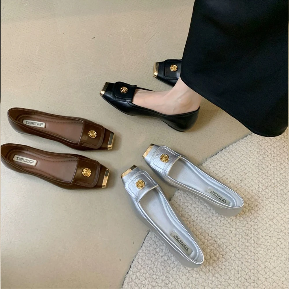 

Women Ballet Flats with Flower Ballerina Mary Janes Shoes Closed Square Toe Metal Toe Slip on Flats Shoes Soft Dress Shoes