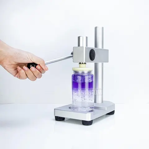 Macchina per sigillare lattine commerciale Sigillatrice manuale per bottiglie in PET Confezionatrice per bevande alimentari e soda con bottiglia da 100 pezzi