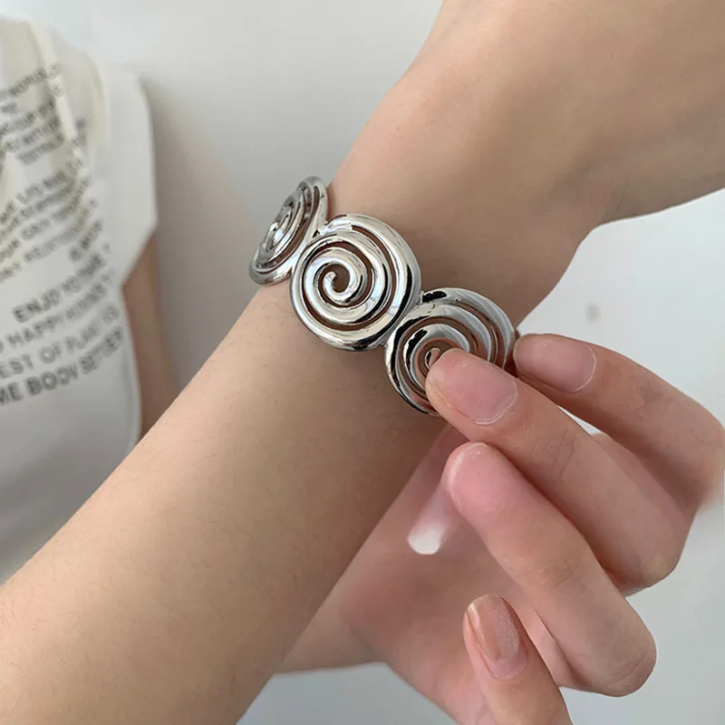 Y2K Punk Gothic Geometric Spiral Arm Bracelet for Women Men Vintage Metal Open Adjustable Cuff Bangles Party Jewelry Gift