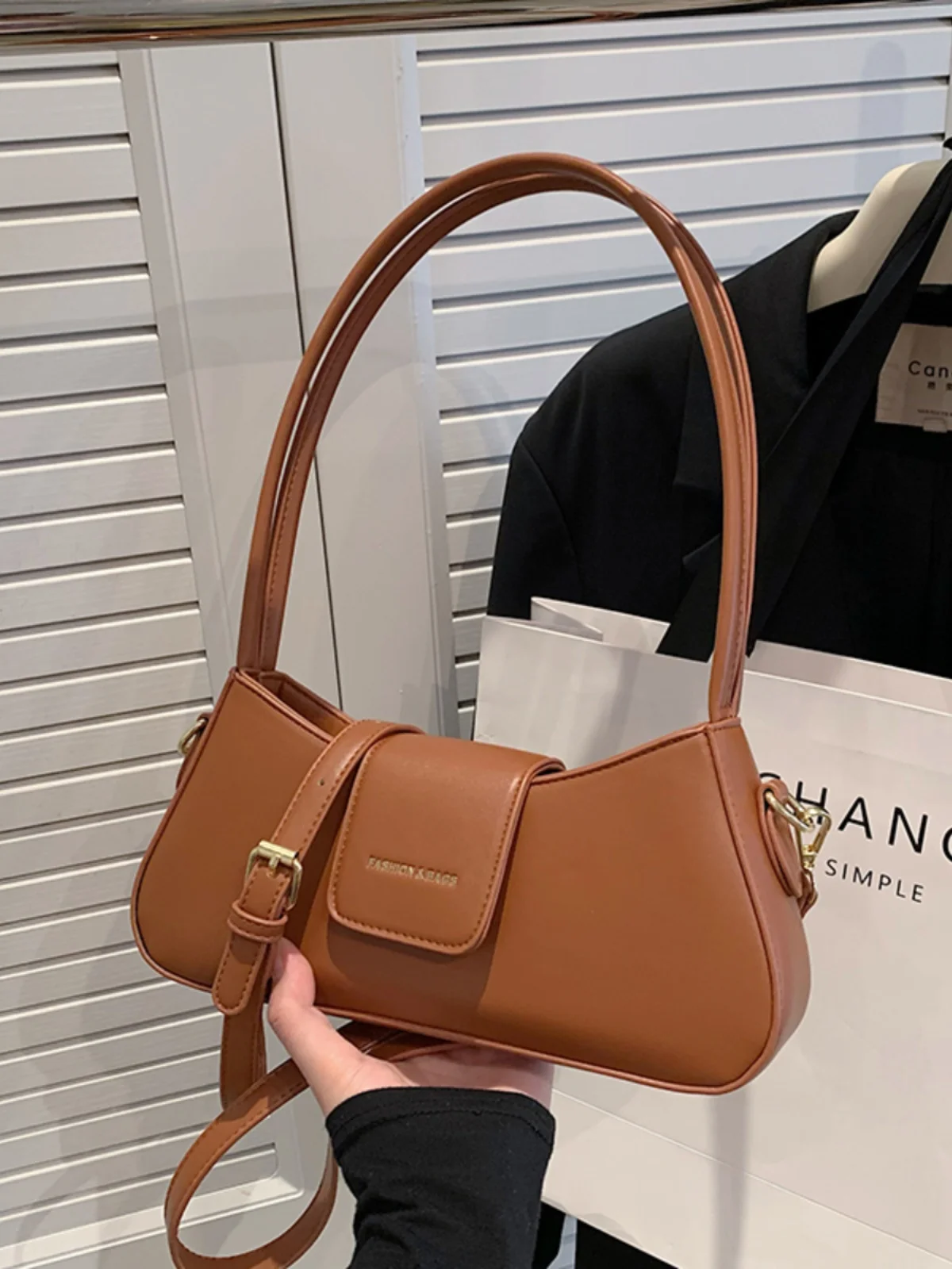 

High-end niche design bags 2023 new women's bags popular one-shoulder armpit bag French bag