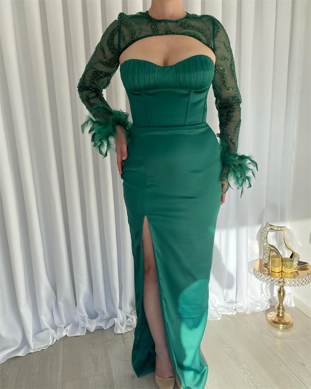 

Customized High Quality Green Satin Evening Dress Temperament Strapless Long Sleeves Homecoming Dress Luxury Vestido De Festa