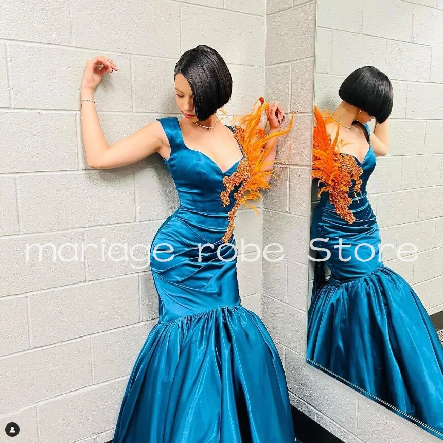 Mermaid Celebrity Evening Occasion Dresses Teal Vlue Stain Veaded Feather Latin Grammys angela aguilar Wedding Party Gown