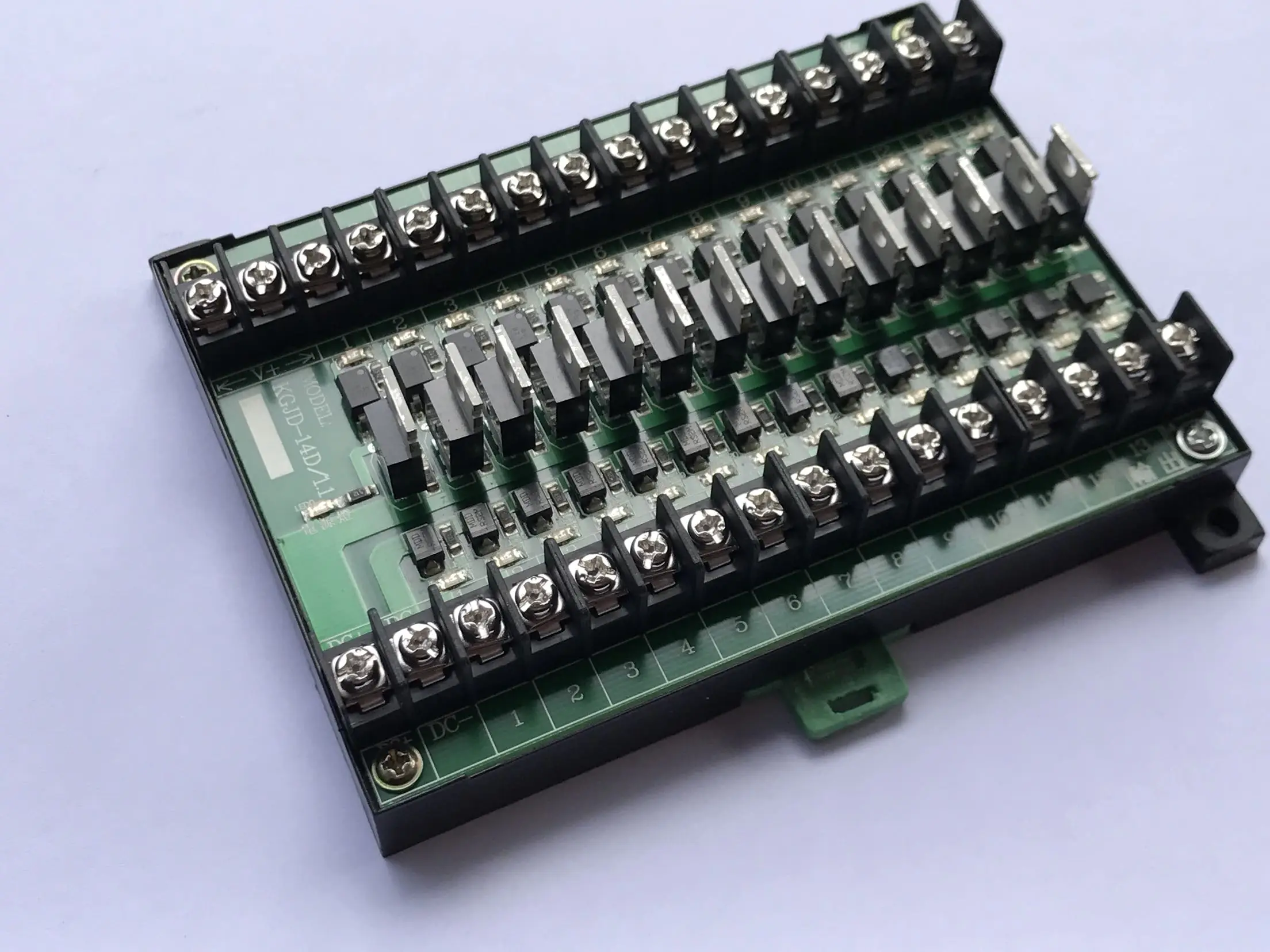 Imagem -02 - Transistor Válvula Hidráulica Drive Board 14 Plc Transistor Entrada Negativa Saída Positiva Kgjd