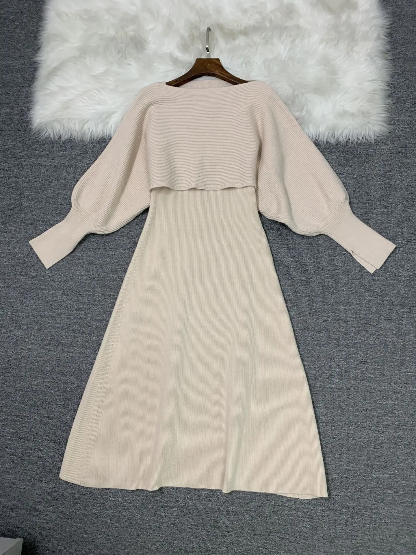 

Women's fashion suspender dress two piece set