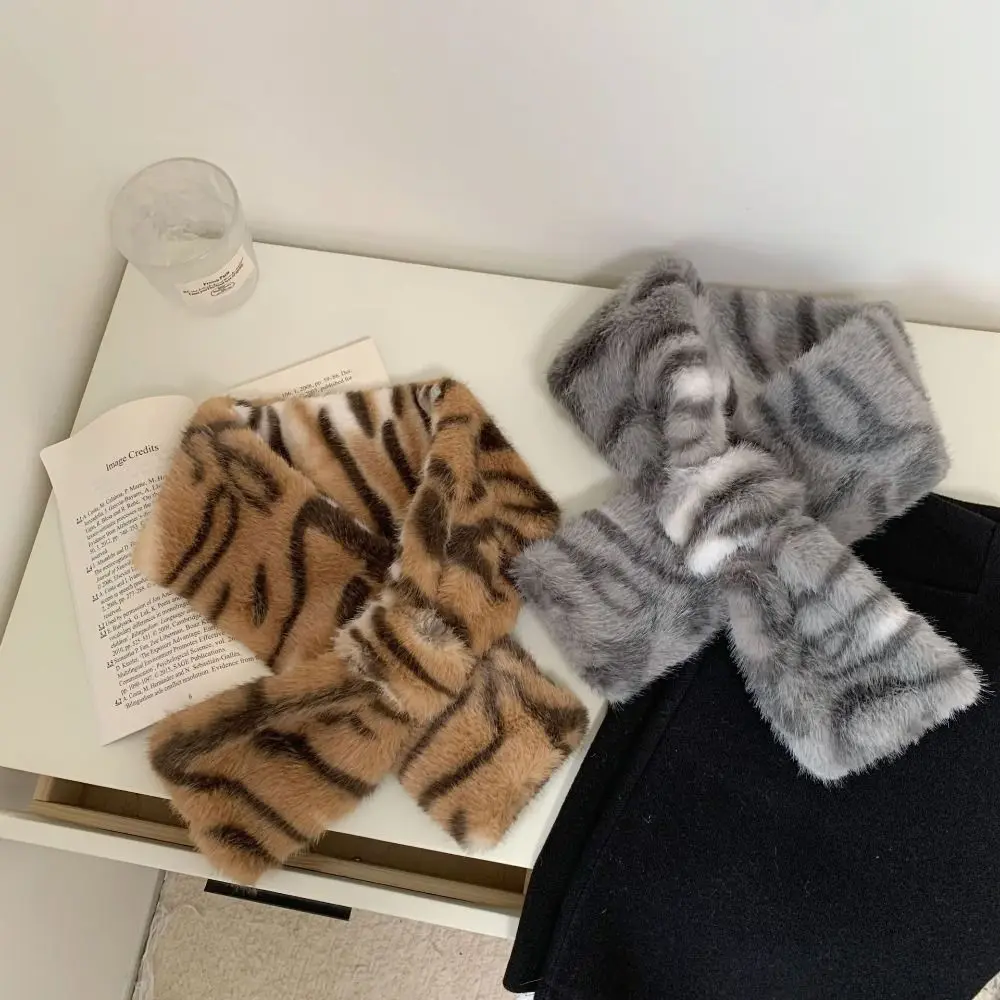 

Корейский стиль, утепленный теплый шарф с леопардовым принтом, мягкий ветрозащитный шарф из искусственного меха, зимний шарф с перекрестным шейным принтом