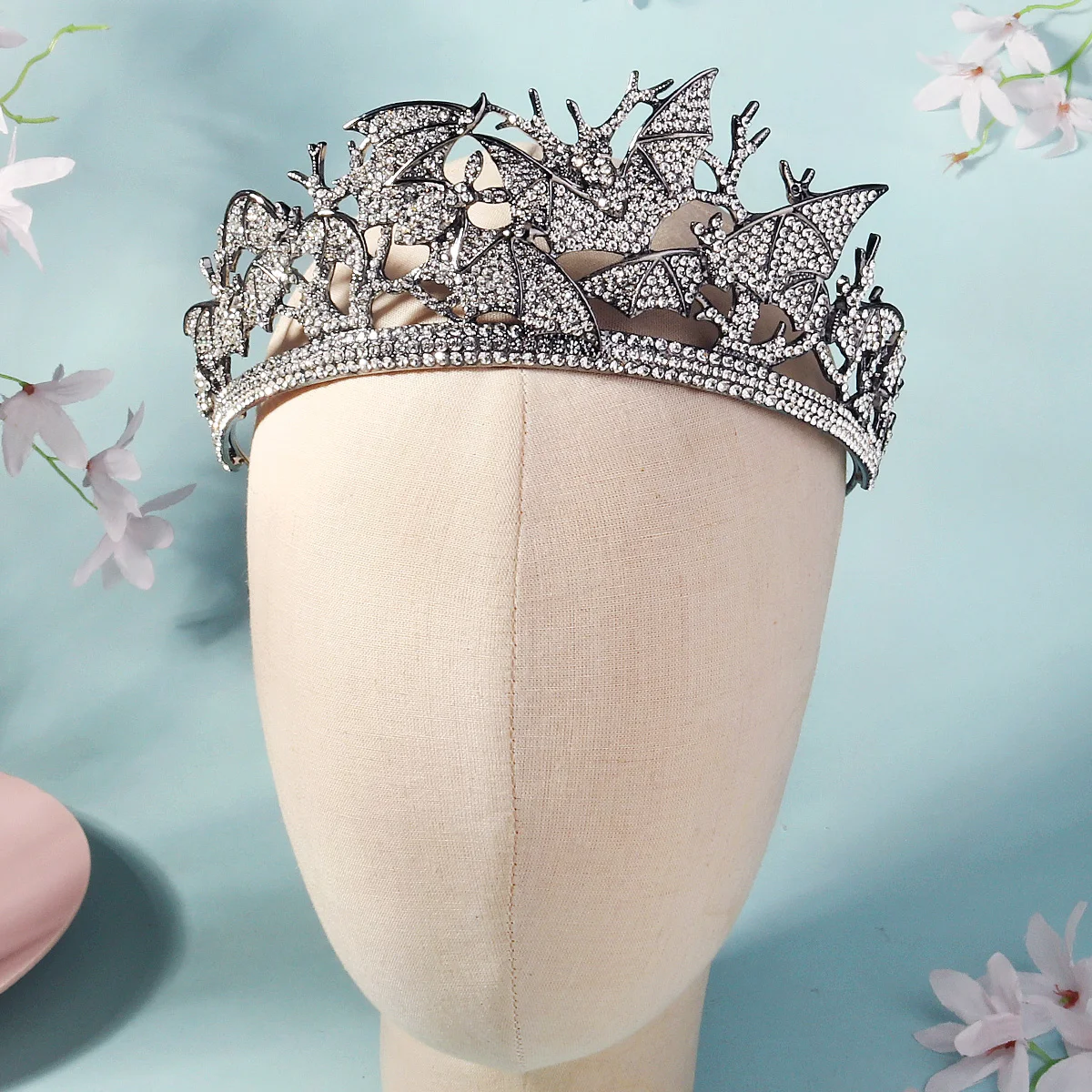 Queen Alloy Rhinestone Bat Crown Halloween Theme Party Tiara Luxury Exaggerated Crown For Women Classic Jewelry Headpieces