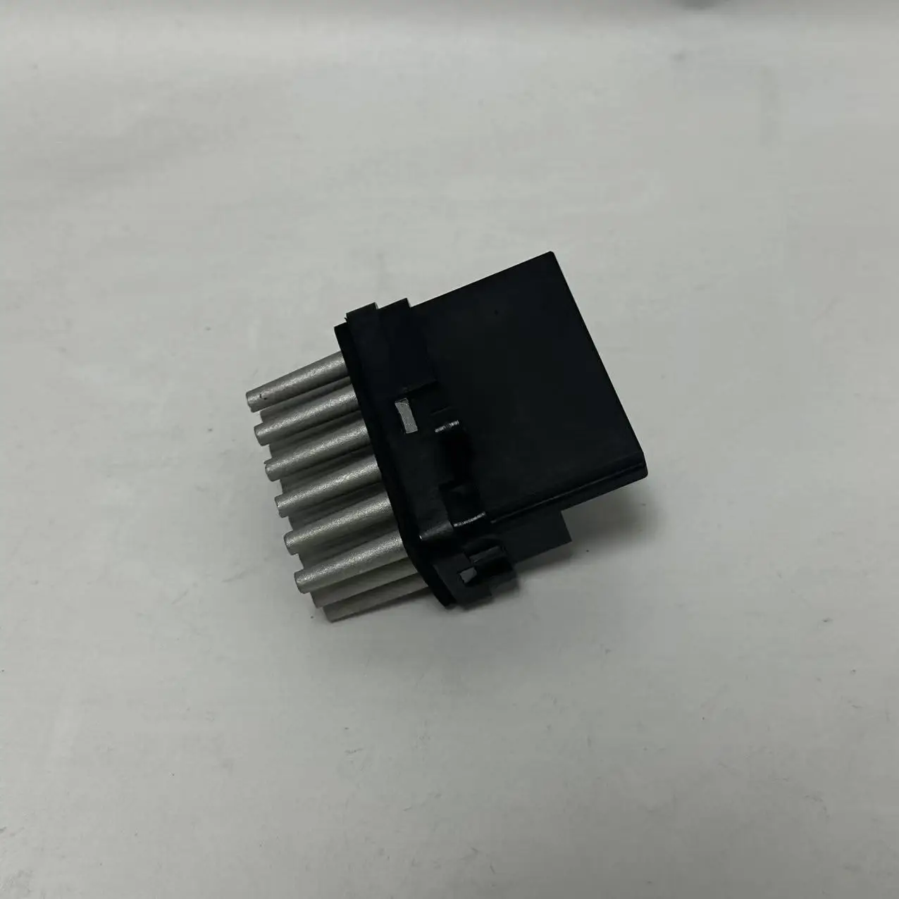 

Хит продаж – Резистор отопителя для Ford 2007-2010, артикулы 7G9T19E624AA, 6G9T19E624AE, 7G9T-19E624-AA, 6G9T19E624AD, комплект.