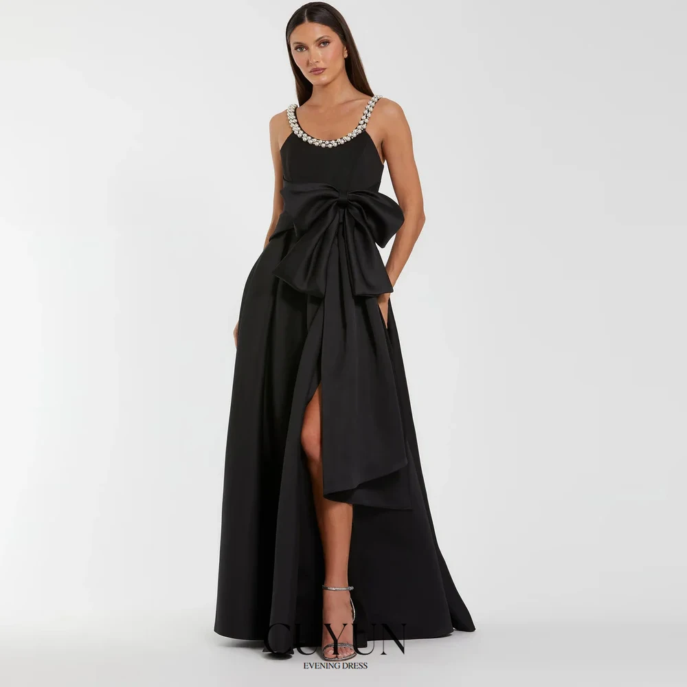 

CUYUN Black Satin Evening Gown with Pearls Customized Sleeveless Bow Prom Dresses Women Birthday Party Dresses High Slit Formal