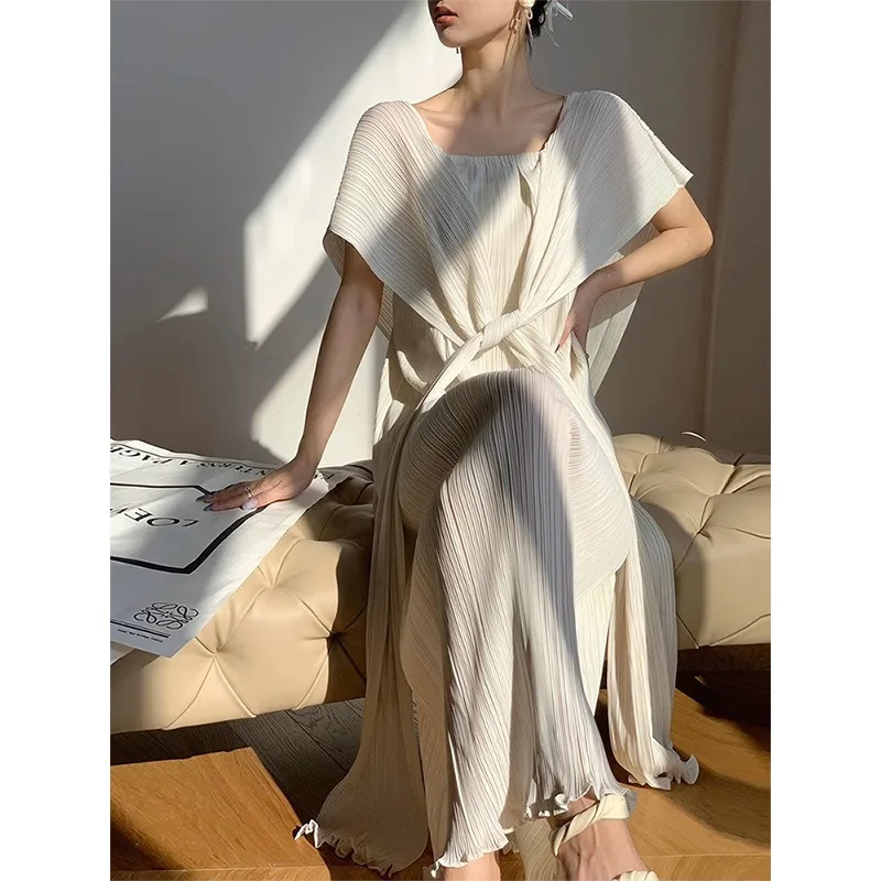 

Miyake Dress Women 2025 Summer New French Elegant Temperament Floating Vacation Style Pleated Skirt Loose Large Elastic