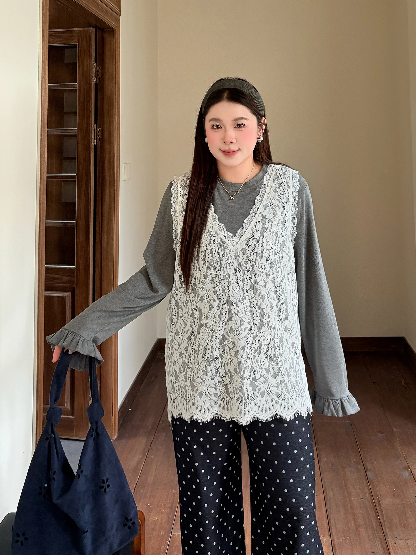 

Женский кружевной свободный длинный топ и жилет размера плюс, комплект из двух предметов, удобная модная корейская осенняя коллекция