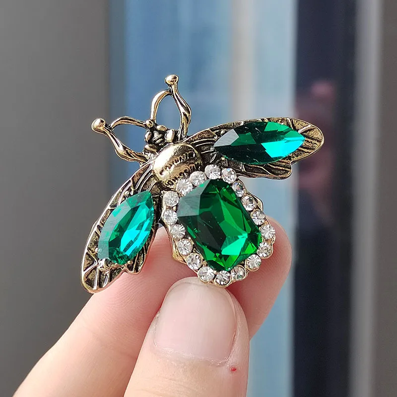 Cute Bee Brooch Fashion Gemstone Insect Rhinestone Corsage Women\'s Coat Suit Accessories Pin Retro Enamel Animal Brooch