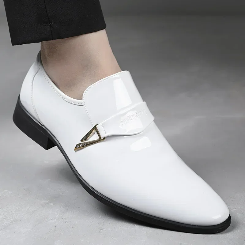 Classic British Style Pointed Leather Shoes Premium Fabric Men's Dress Shoes New Comfortable and Wear-resistant Mens Casual Shoe