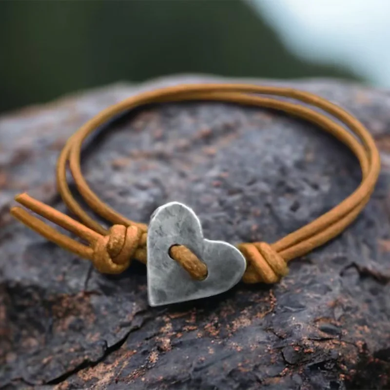 Vintage heart-shaped bracelet with adjustable distressed design bohemian style jewelry trendy bracelet