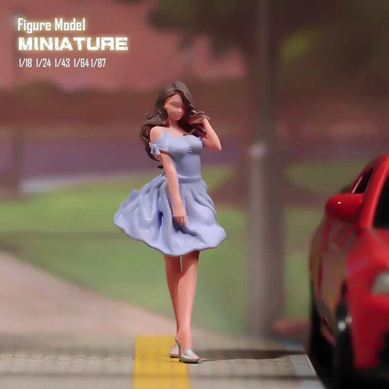 Miniature 1/87 1/64 1/43 1/24 The Girl with Skirt Blown by Wind Figure Street Scene Sand Table Photography Model for Car Vehicle