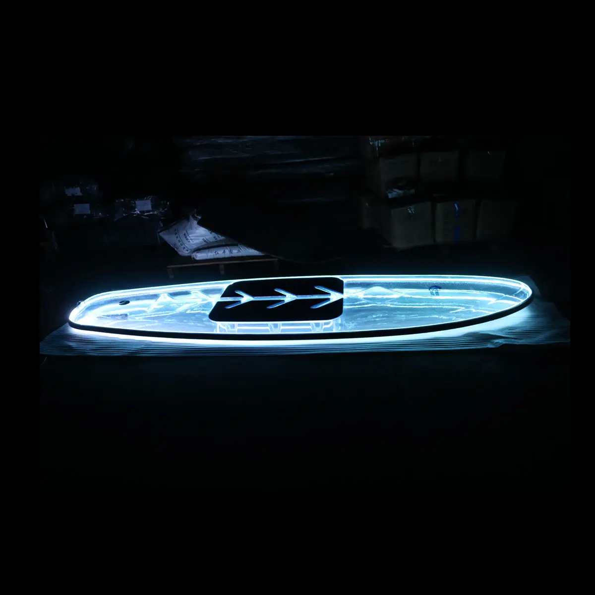 Vicking Sup Paddle Board Surfboard Water Sports Racing Sports New Transparent Surfboard Standing Sea Paddle Board with LED Light