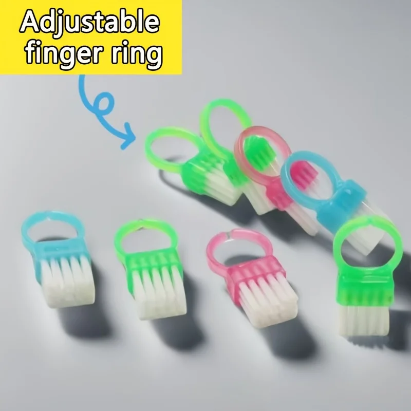 3-Piece Mini Finger Clip Dust Brushes Easy Handle Nail and Jewelry Cleaning Tools for Nail Art Personal Manicure Care