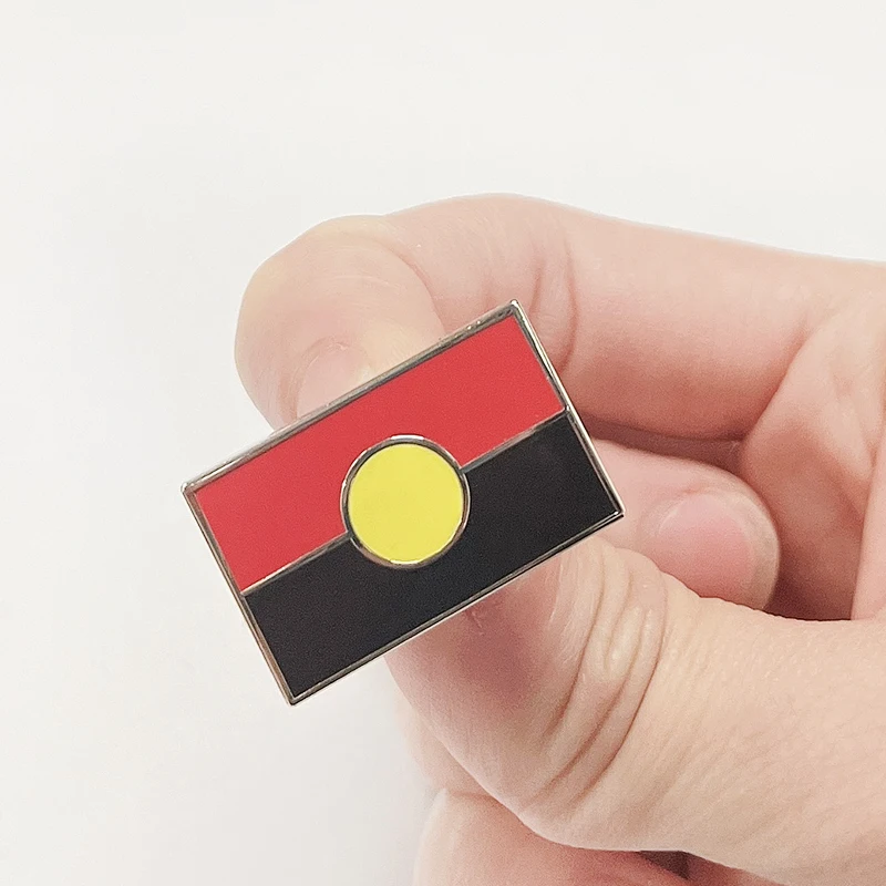 Australian Aboriginal Flag enamel pin metal badge brooches jewelry backpack Accessories