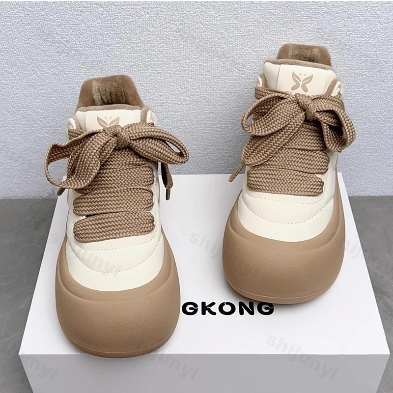 أحذية الأطفال عالية الجودة 2025 شتاء جديد الفتيات أفخم رشاقته أحذية قطنية مريحة خفيفة الوزن أزياء من الدانتل حتى أحذية رياضية