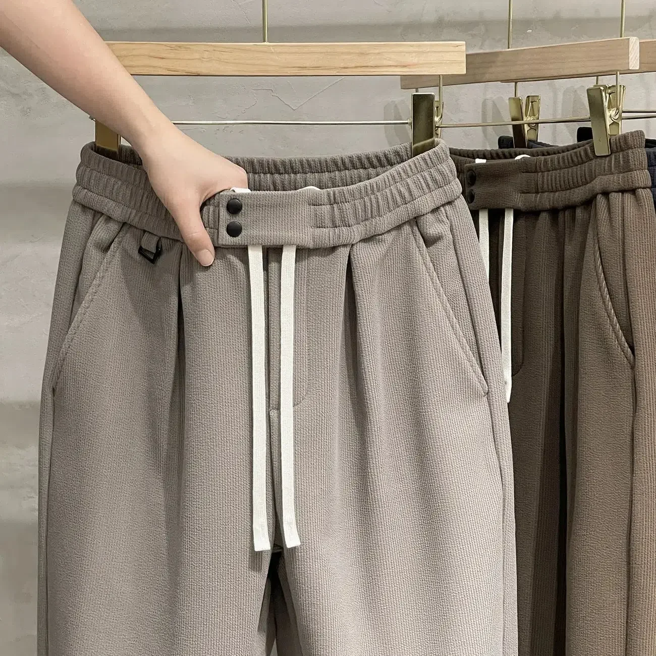 Spring Autumn Men Pants Fashion Retro Lace Up Elastic Waist Casual Pants Men Jogger Loose Sports Harlan Trousers