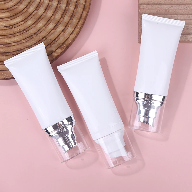 Leere tragbare Tuben Squeeze Foundation BB Cream Cosmetic Lotion Reiseflasche mit Vakuumpumpe, nachfüllbarer Behälter, 30 ml, 50