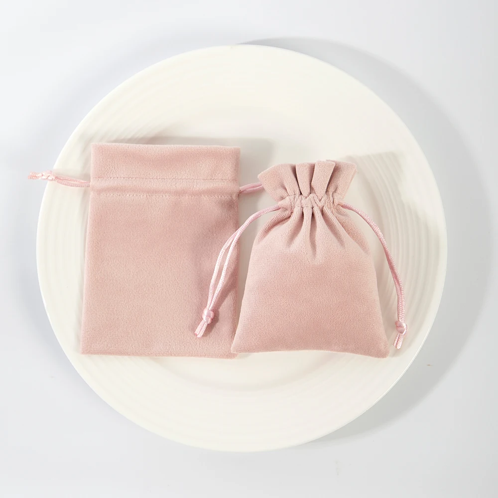 5Pcs Różowa urocza aksamitna torba ze sznurkiem Biżuteria Prezent ślubny Etui na pierścionki Kolczyki Bransoletka Wisiorek Naszyjnik Saszetka podróżna