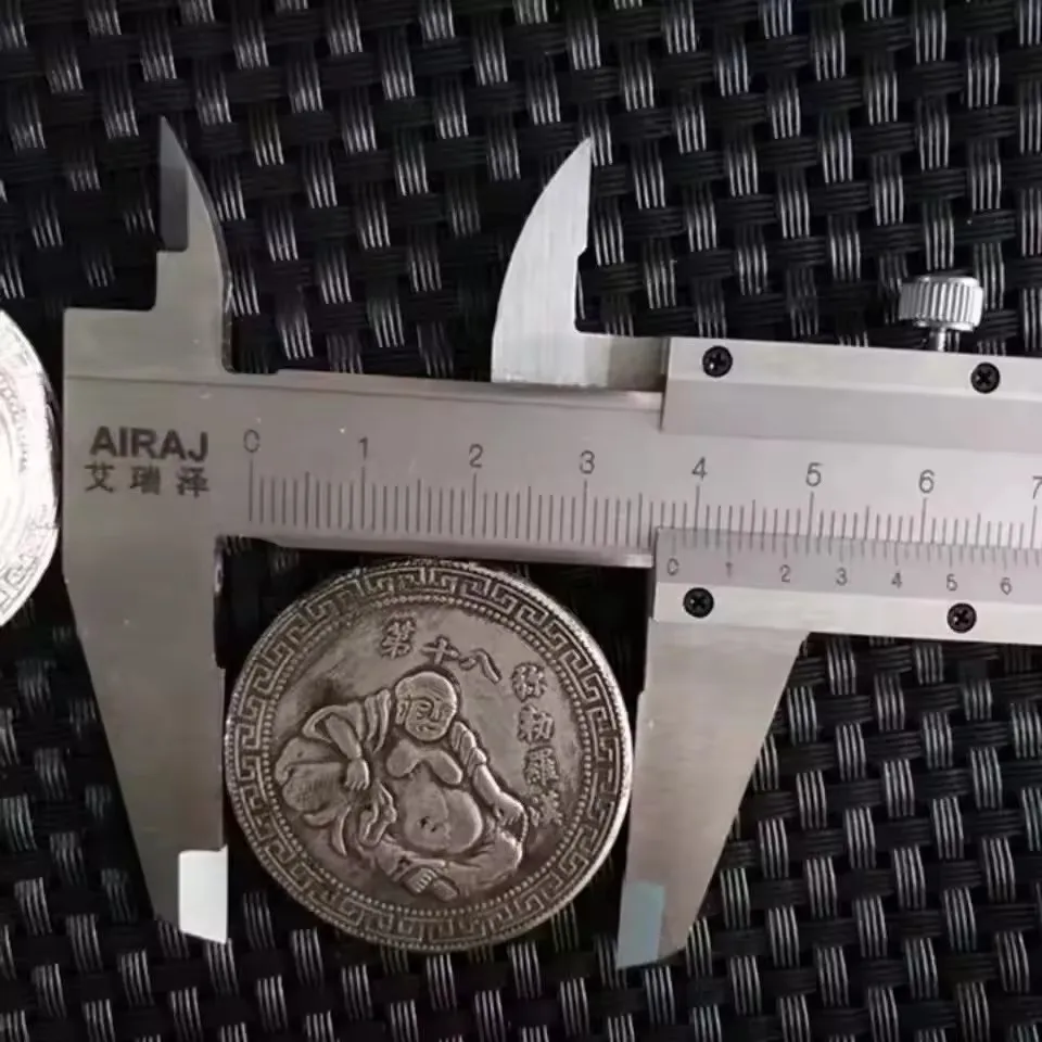 18PC Ancient Chinese Silver Coins Set - Eighteen Arhats Design Silver Dollars Antique Collectible Currency for Home Decor