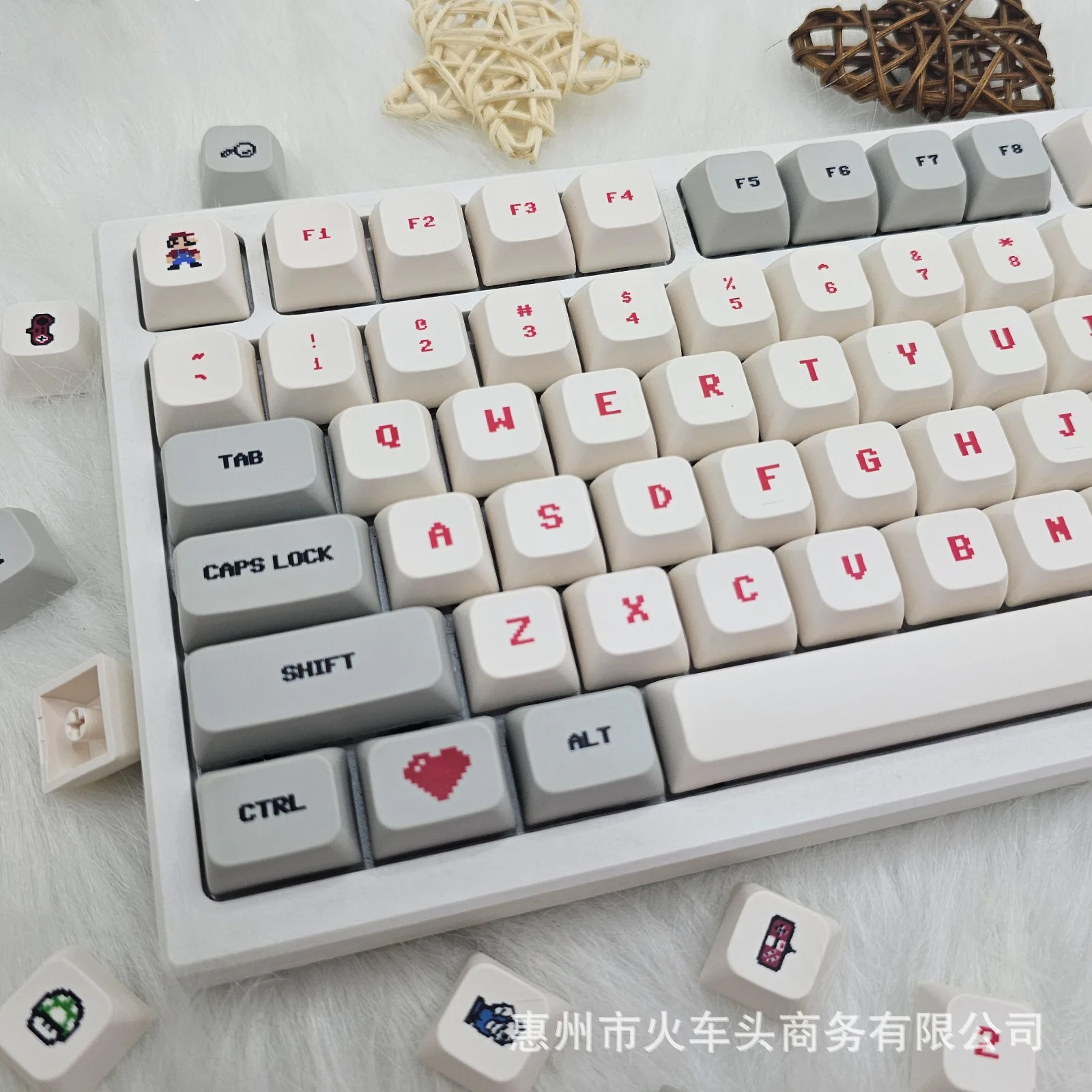 

Gaming NES Retro Arcade PBT Keycaps XDA Profile Compatible for 61/64/84/87/980/104 Layout Mechanical Keyboards