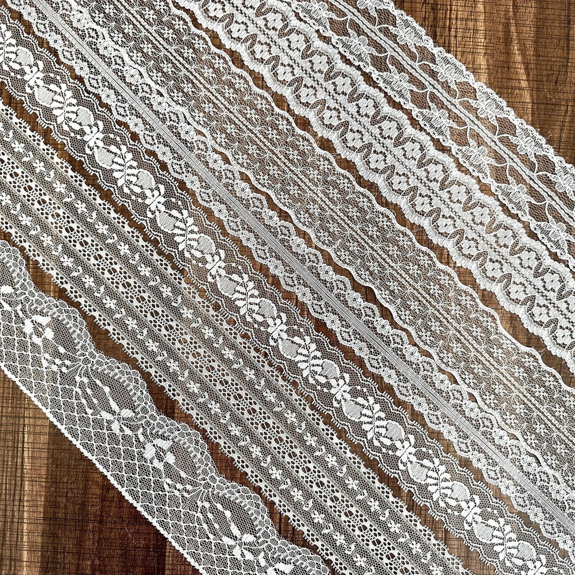 100 Yards Spitzenbänder, Kleidung, Hüte, Nähzubehör, Geschenk, Dekoration, DIY-Bastelarbeiten, Bekleidungszubehör, Gurtband, weißes Spitzenband – Detail 1