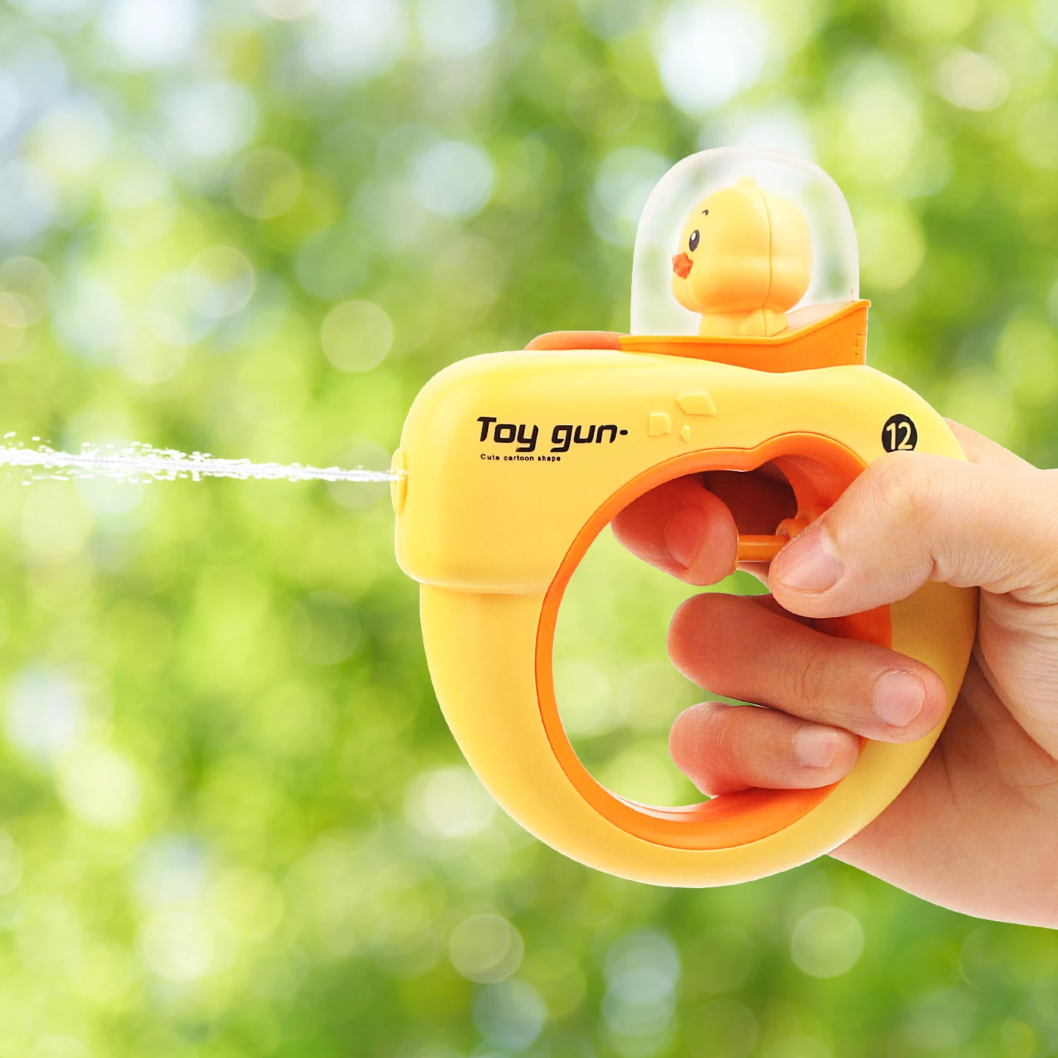 Children's water and bath toys, fun cartoon press type circular water gun, water battle toys