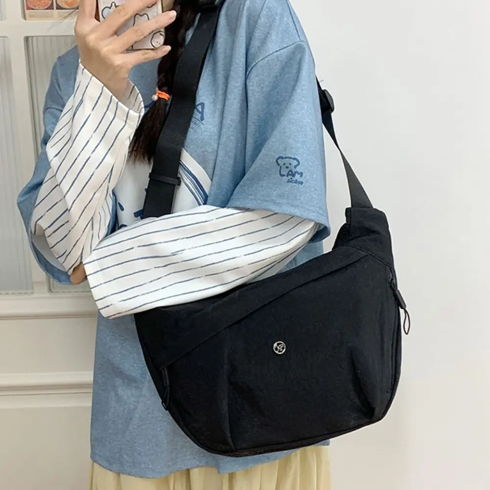 

Portable Korean Style Nylon Crossbody Bag Large Capacity Canvas Oxford Cloth Shoulder Bag Pure Color Handbag Dumpling Bag Girls