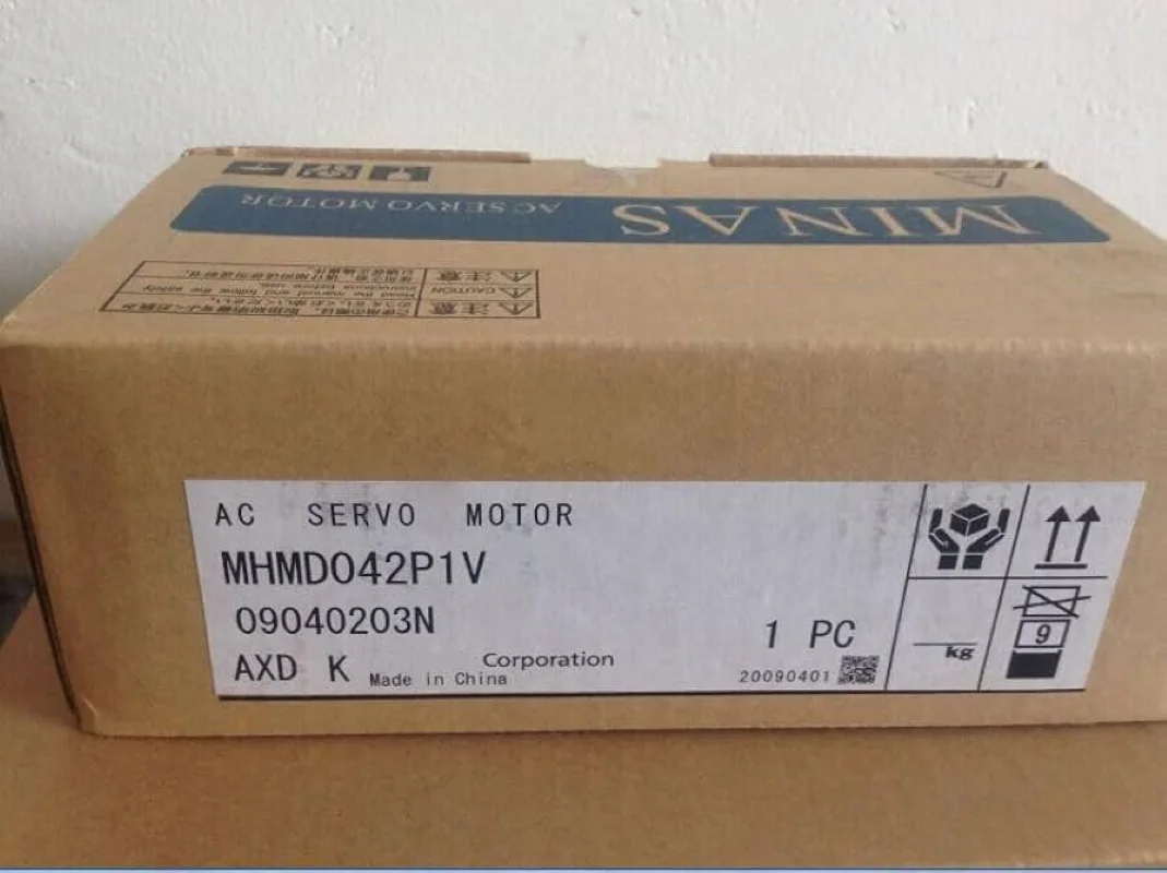 

1pc AC Servo Motor MHMD042P1V New In Box Fast Ship