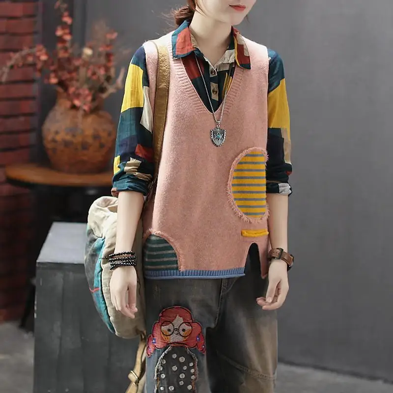 Stylish V-Neck Spliced Striped Knitted Korean Vest Sweater Women\'s Clothing 2022 Autumn New Casual Pullovers Loose Korean Tops