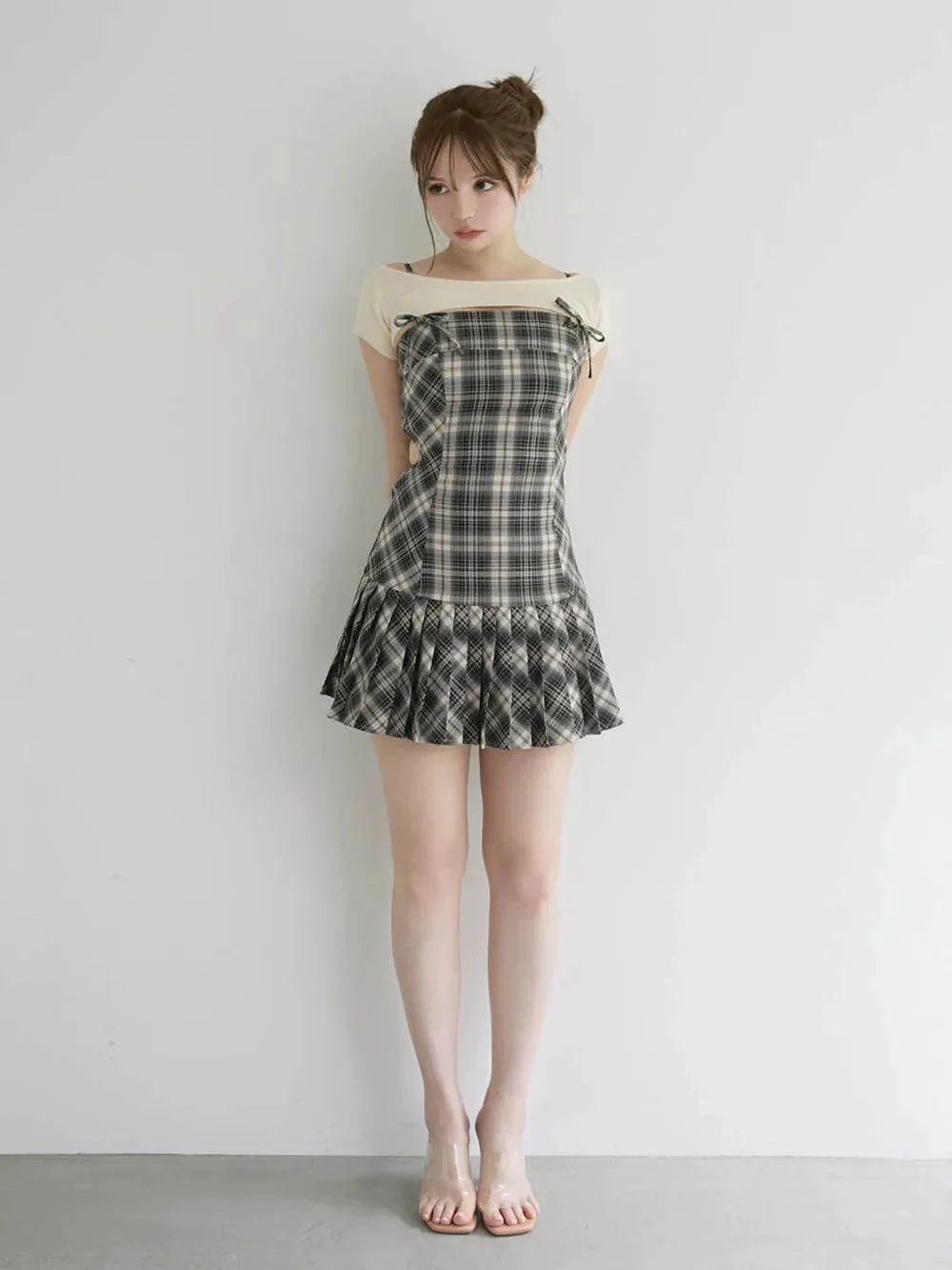 Japanese Plaid 2-piece Set Sweet and Kawaii Waist Suspender Dress Short-sleeved Blouse Set Y2K Women's Commuter Casual Dress.