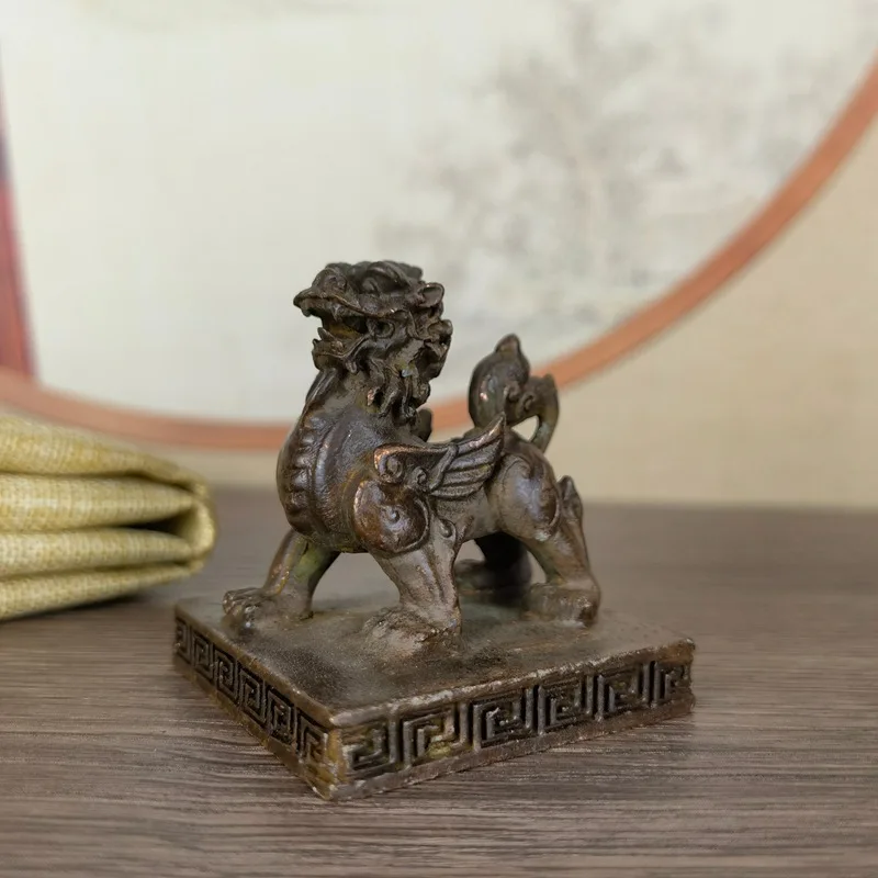 Flying Pixiu Seal, Antique Alloy Seal, Vintage Pixiu Desktop Collection, Office Study Desk Paperweight Decoration