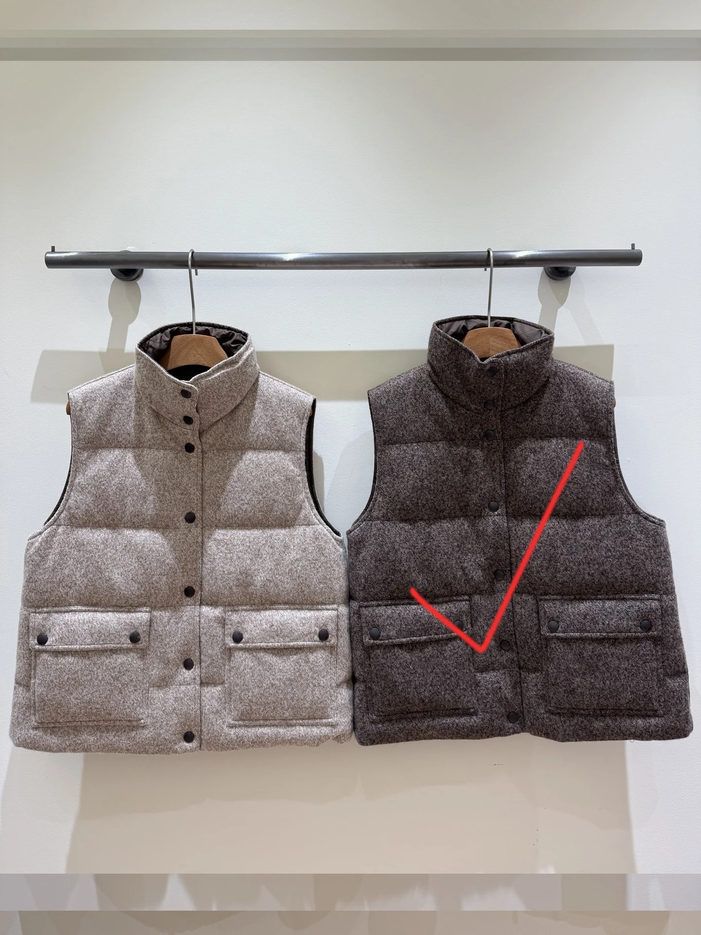New High-Quality Stylish Women'S Goose Down Vest (Autumn/Winter 2026) Sizes: S, M, L | Colors: Apricot, Brown