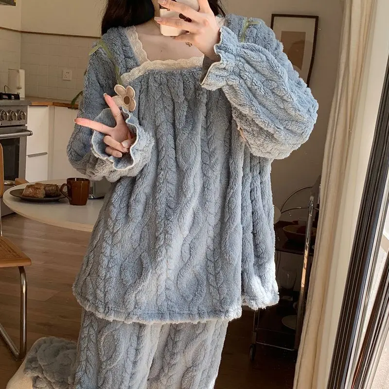 

Women's Coral Fleece Pajama Set Sweet Floral Pattern Fleece Lined Winter Warm Sleepwear Cozy Comfortable Flannel Homewear