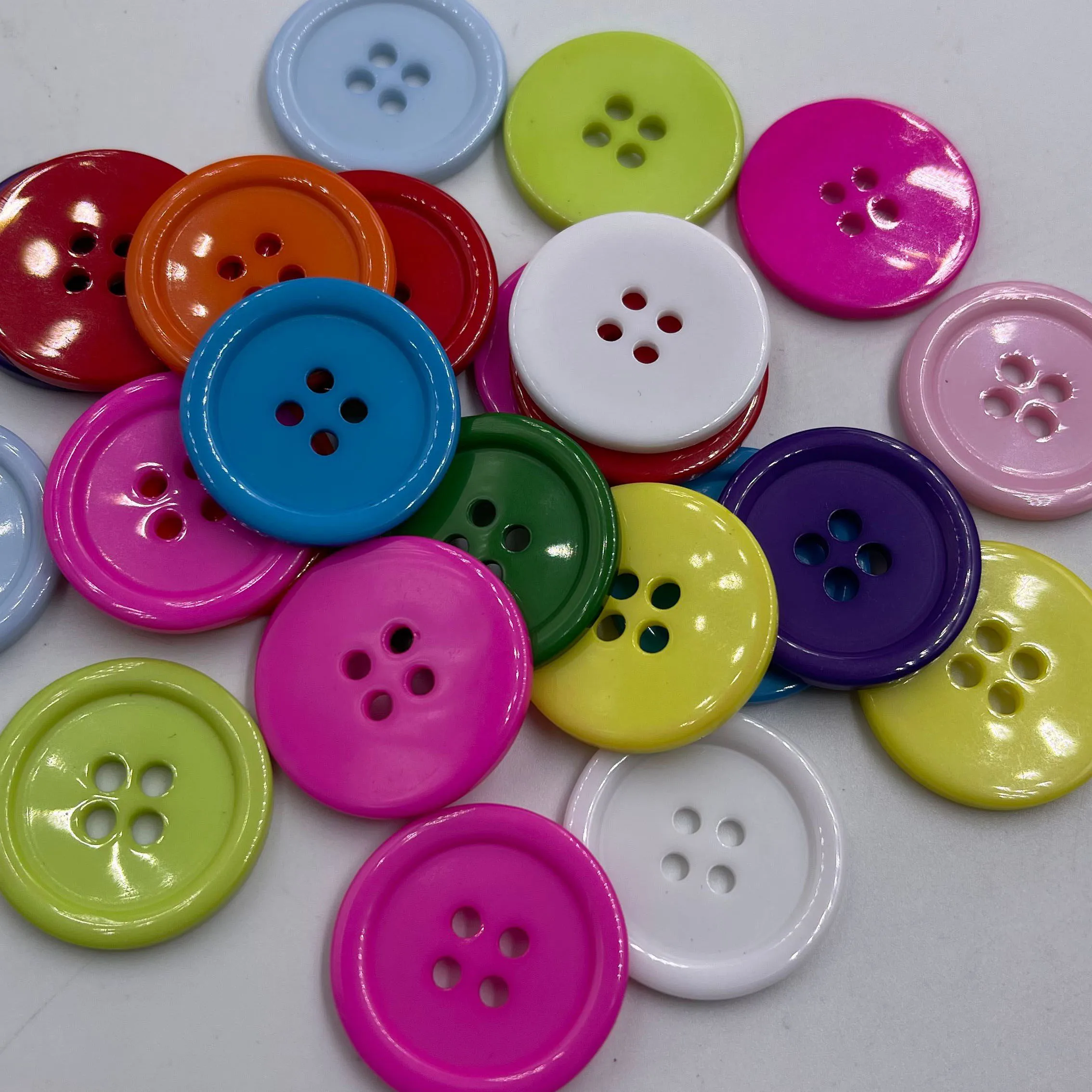 50/100pcs Big Plastic Overcoat Button Cloth sewing Appliques Lots Upick 25mm PT13