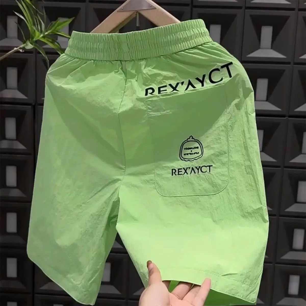 

Летняя одежда, быстросохнущие шорты, мужские тонкие дышащие пляжные брюки 2025 года, свободные прямые