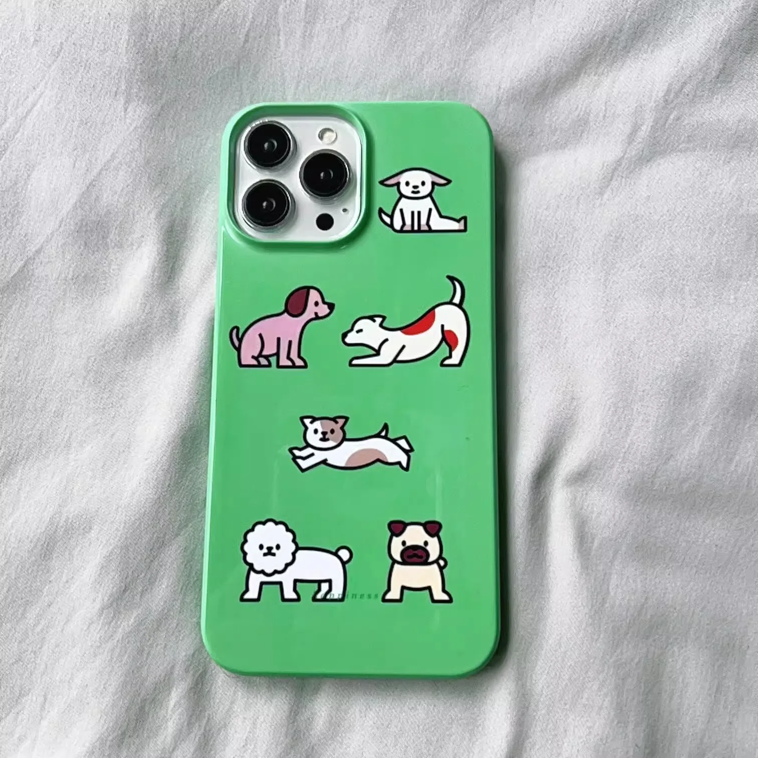 Cute Cartoon Green Dog Case for IPHONE 15PRO MAX 14 13 PRO 13 PRO MAX 15 15PLUS 15PRO  Case Acrylic Hard Mobile Phone Cases