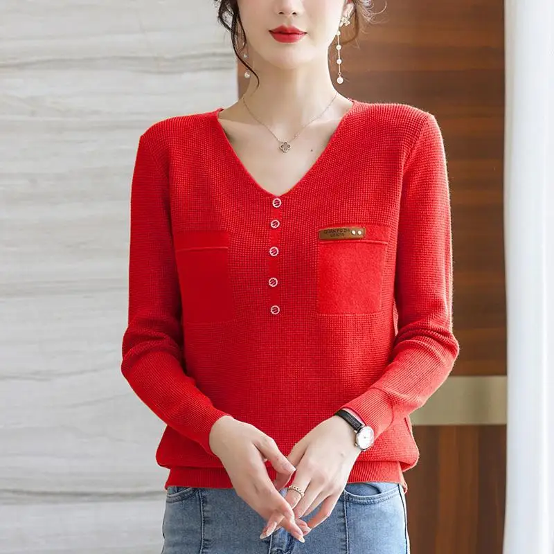 2022 Women\'s Clothing Loose Solid T-Shirts Casual Pockets Button V-neck Temperament Bottoming Autumn Winter Thin Office Lady