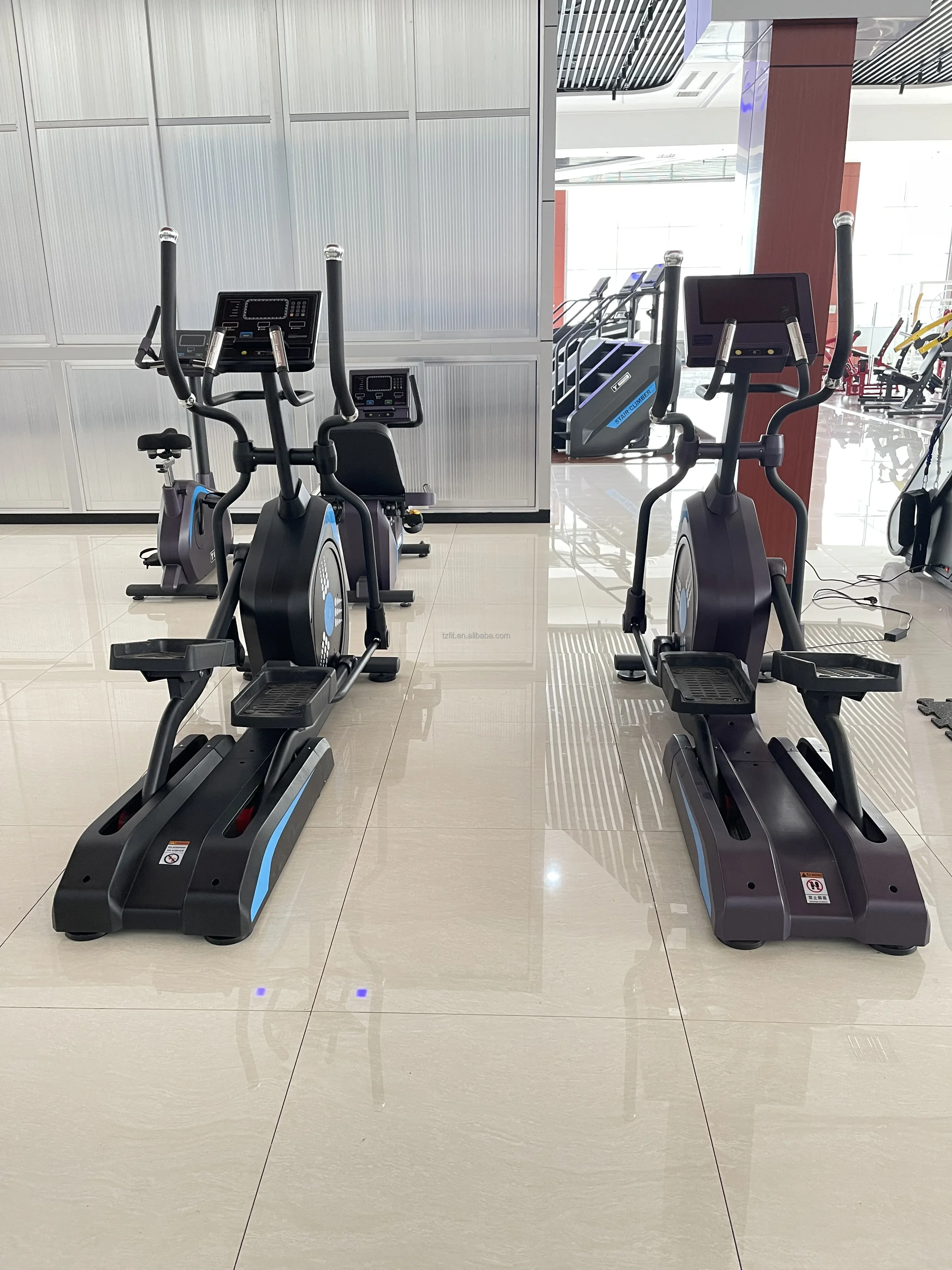 Commercial Elliptical Cross Trainer Machine Gym Machine