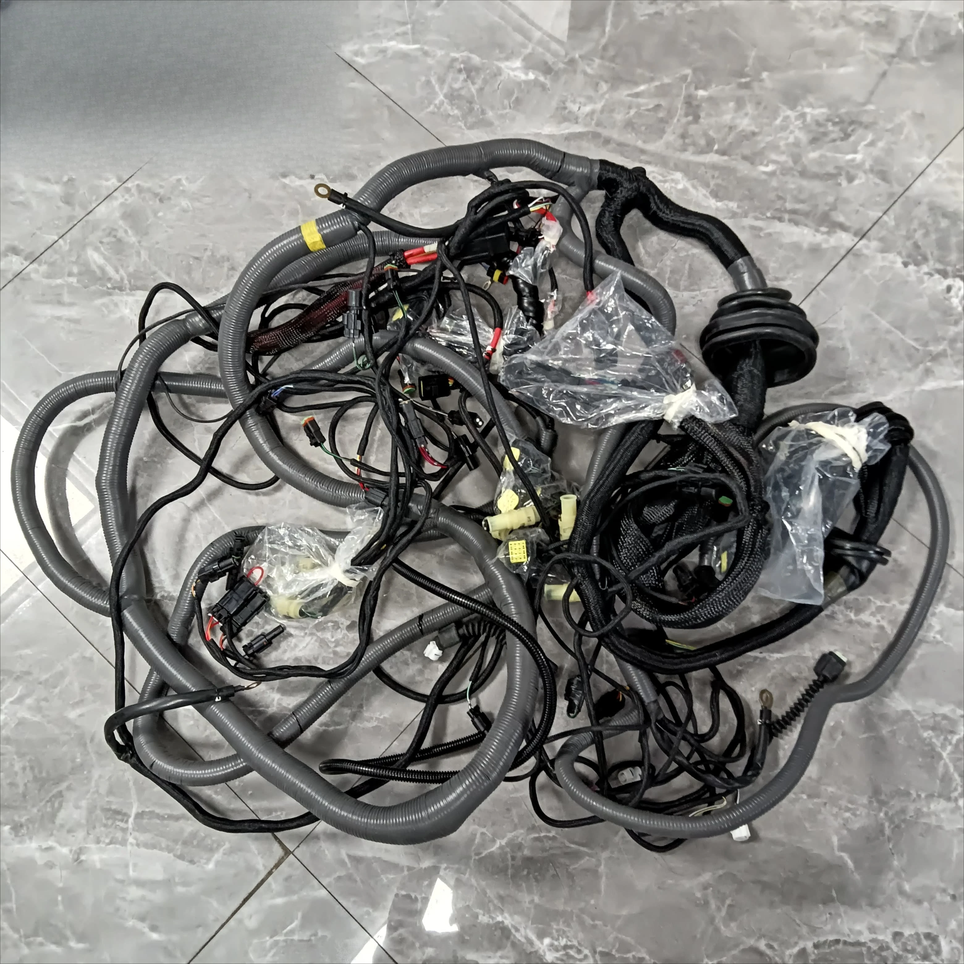 

LNHF 14591277 VOE14591277 Cab Body Main Wiring Harness EC290B EC240B Excavator Wiring Harness 14591277 for