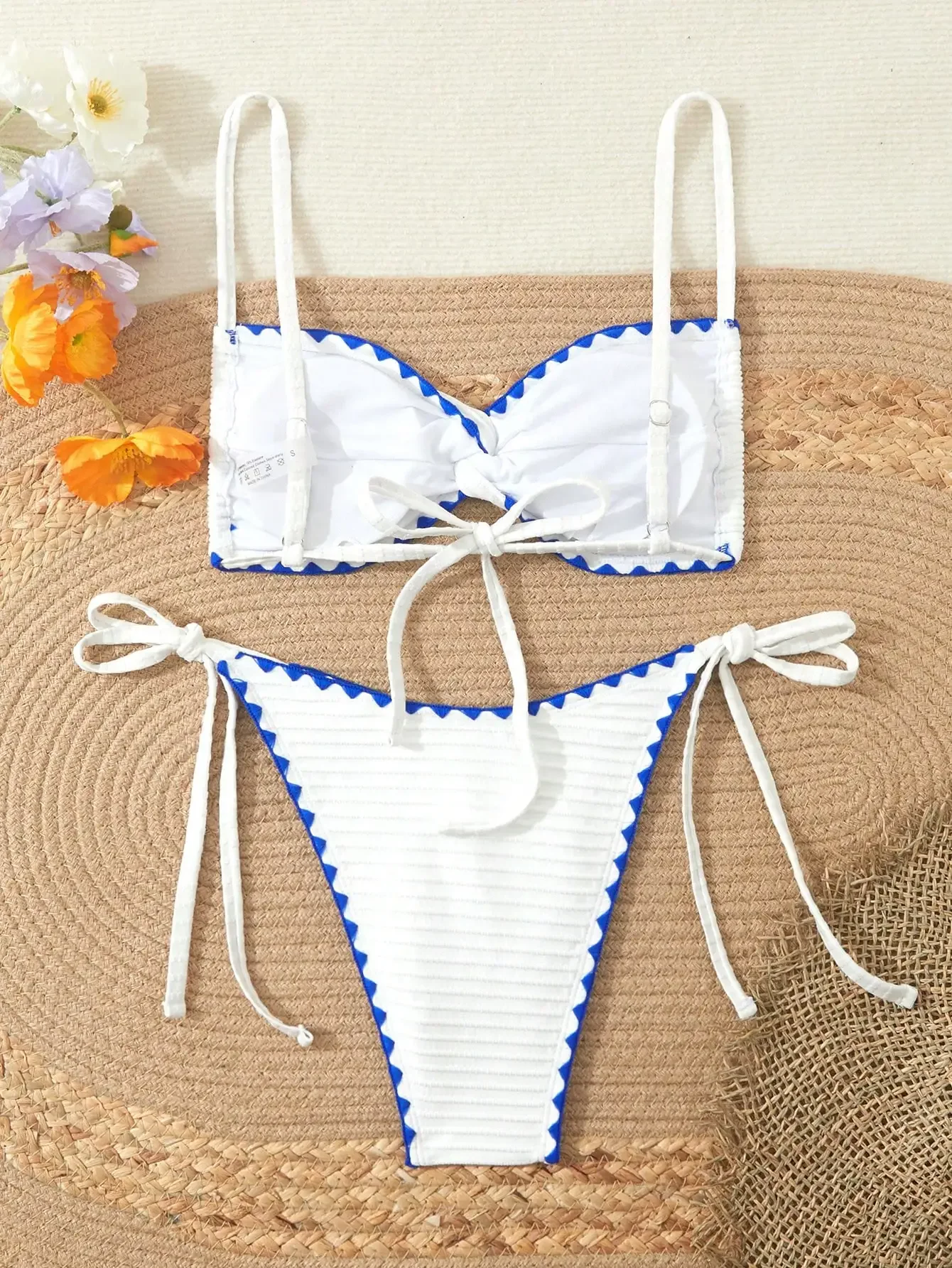 مثير الأبيض العصابة بيكيني 2025 النساء ملابس السباحة قطعتين ملابس السباحة الإناث ثونغ البيكينيات مجموعة السباحة لباس سباحة البرازيلي Biquini