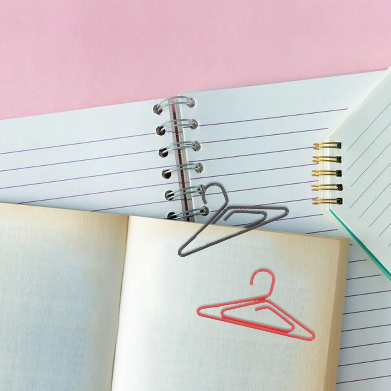 

50Pcs Mini Clothes Hanger Shaped Paper Clip Creative Metal Clamps for Sorting Documents Bookmarks Photo Filing Tool