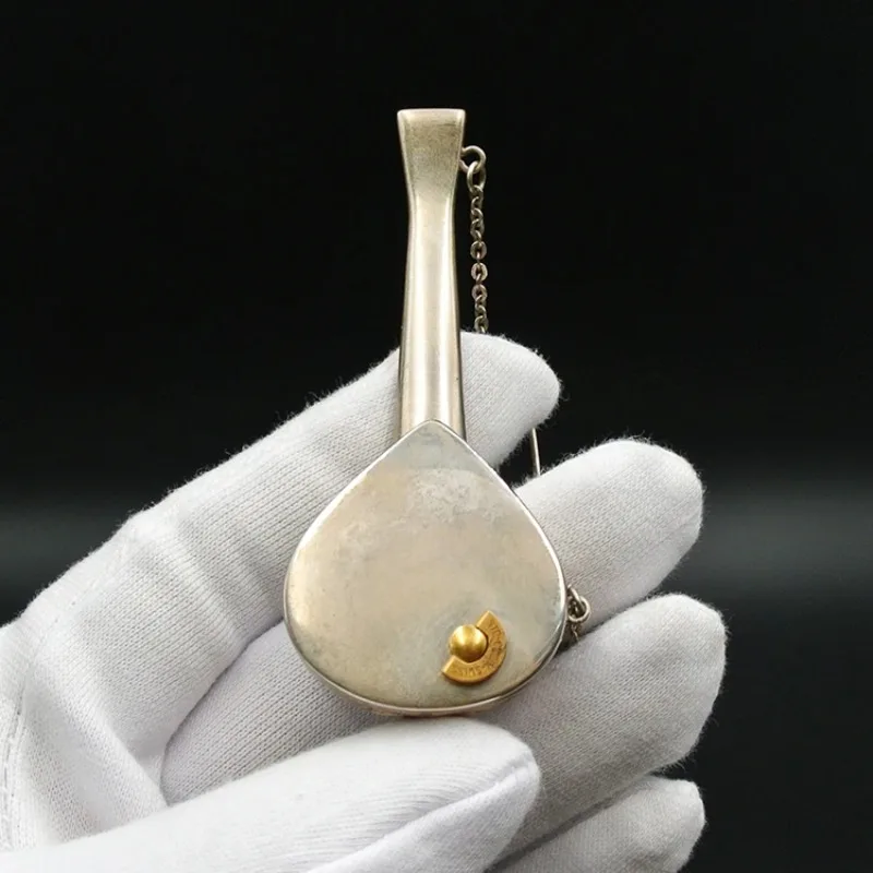 

Flip Type Ultra Micro Mechanical Photo Clip Music Box Music Box Brooch