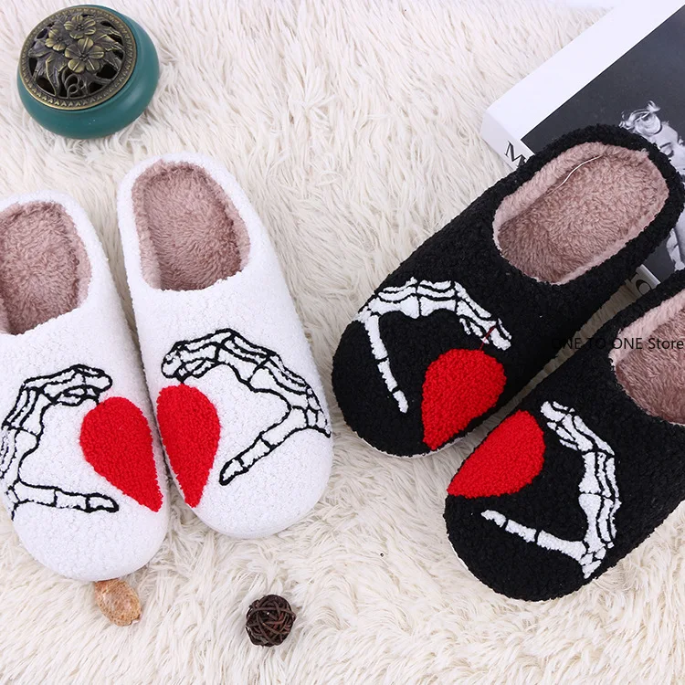 

Halloween Couple Heart To Heart Cartoon Cotton Slippers Home Cotton Slippers Indoor Warm and Funny Slippers Flip Flops Wholesale
