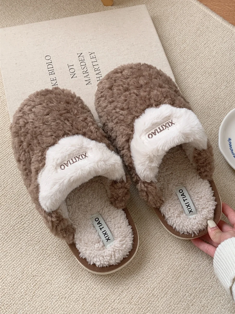 

Men's Winter Cotton Slippers Retro Spliced Indoor Anti-slip Warmth Couples Fluffy Home oes Thin Stripe Korean Sle Home Sl...