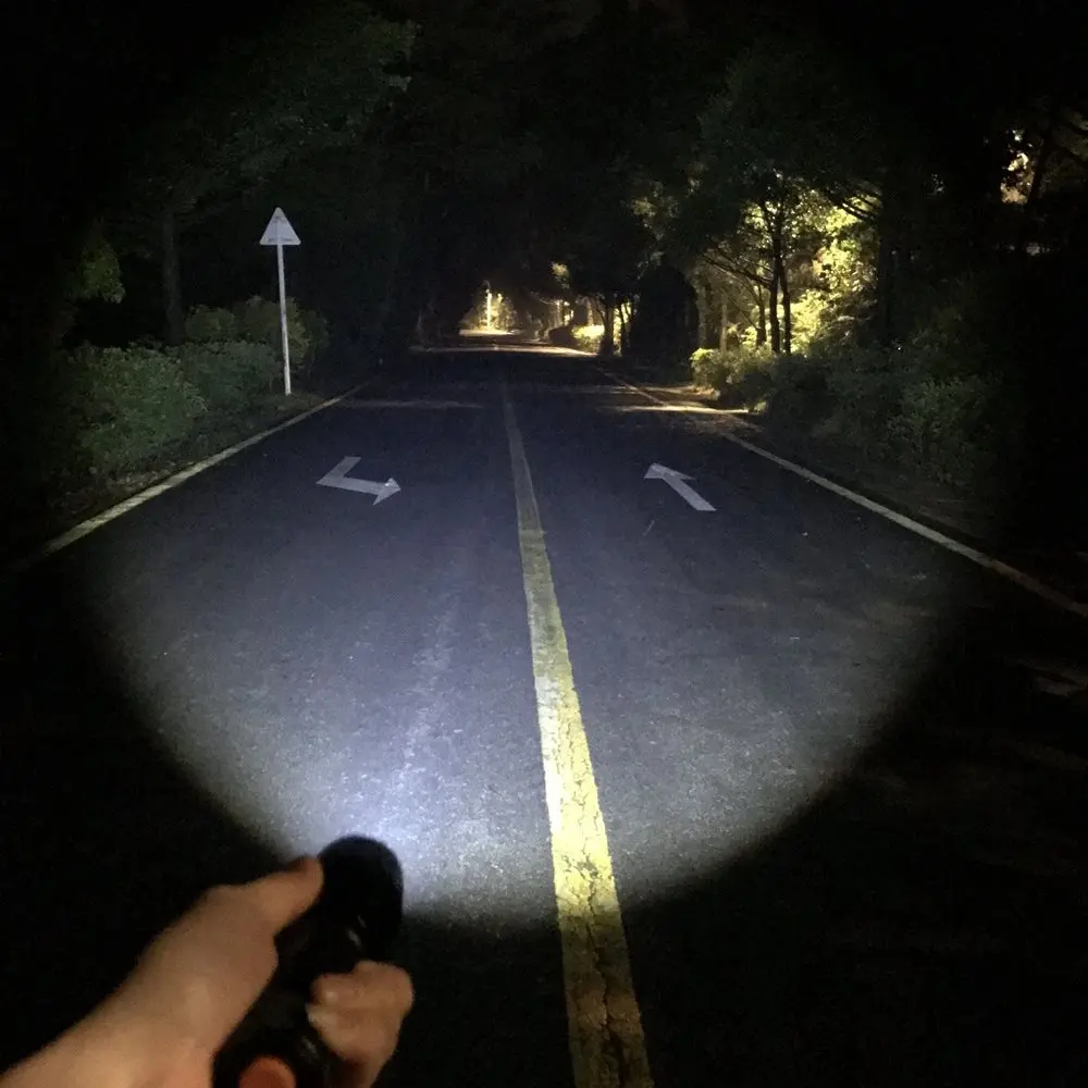 2 in1 White+Red light Led Zoom Flashlight Beekeeping Fishing Hotel Camera Blood vessels Check Travel Hiking Work Hunting Torch