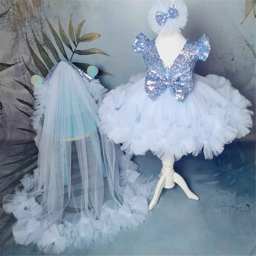 Schönes Baby Blue Angel Blumenmädchenkleid Schwanz Tüll Flauschige Pailletten Schleife Tailing Ärmellos Für Hochzeit Kinder Geburtstagsgeschenk Party